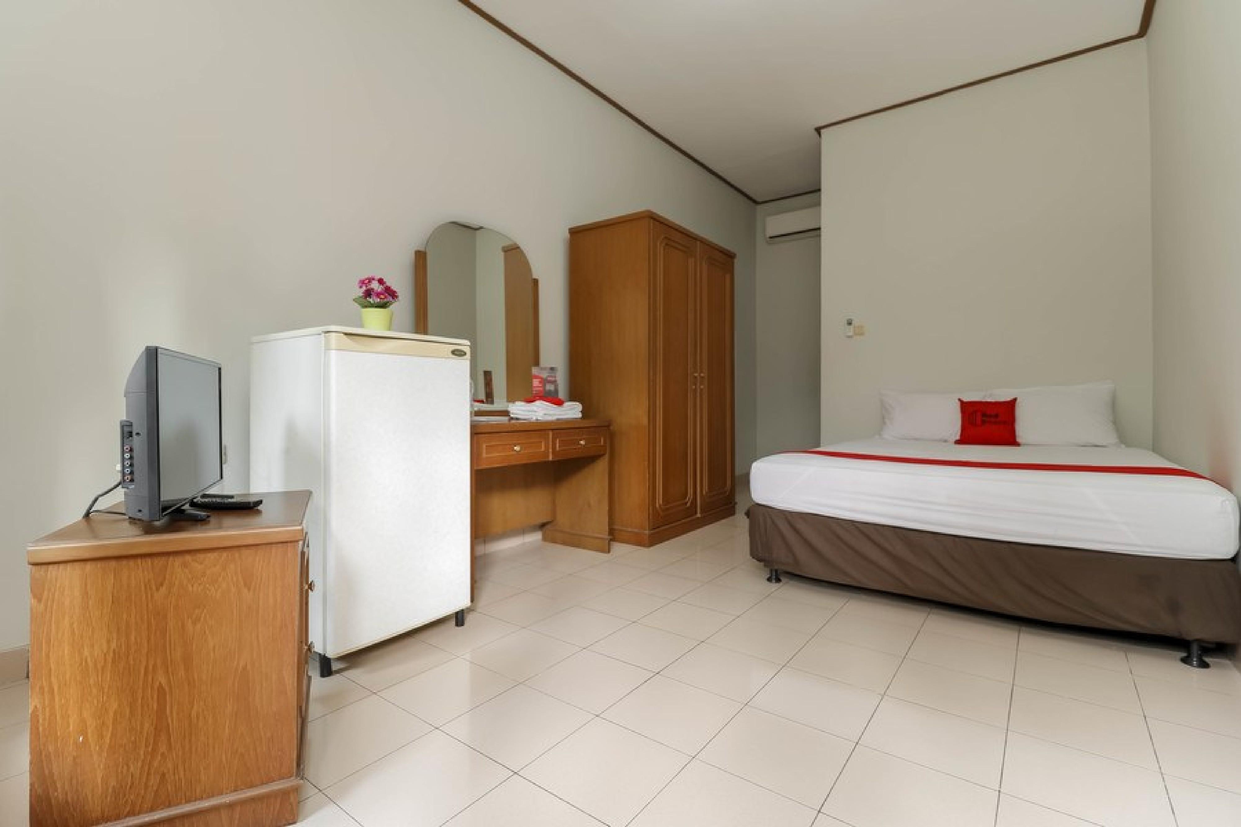 Reddoorz @ Karet Pedurenan 3 Rumah tetamu