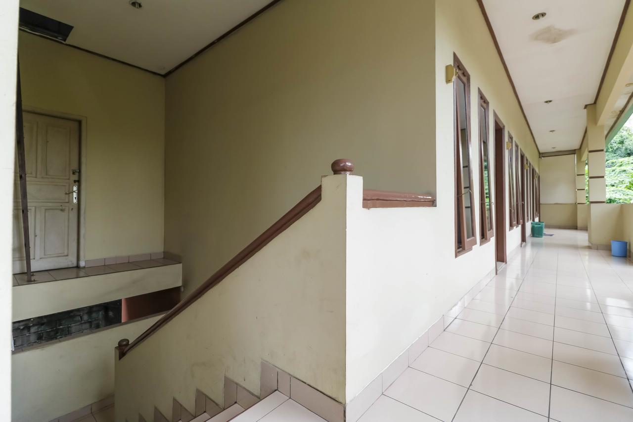 Reddoorz @ Karet Pedurenan 3 Rumah tetamu