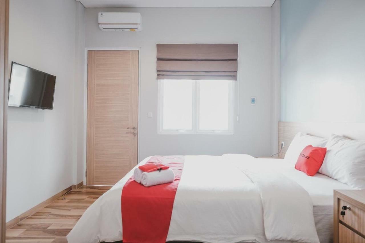 Rumah tetamu Reddoorz @ Karet Pedurenan 3 Jakarta